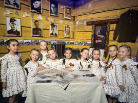Гала-концерт «Звени победная весна» Гала-концерт «Звени победная весна».